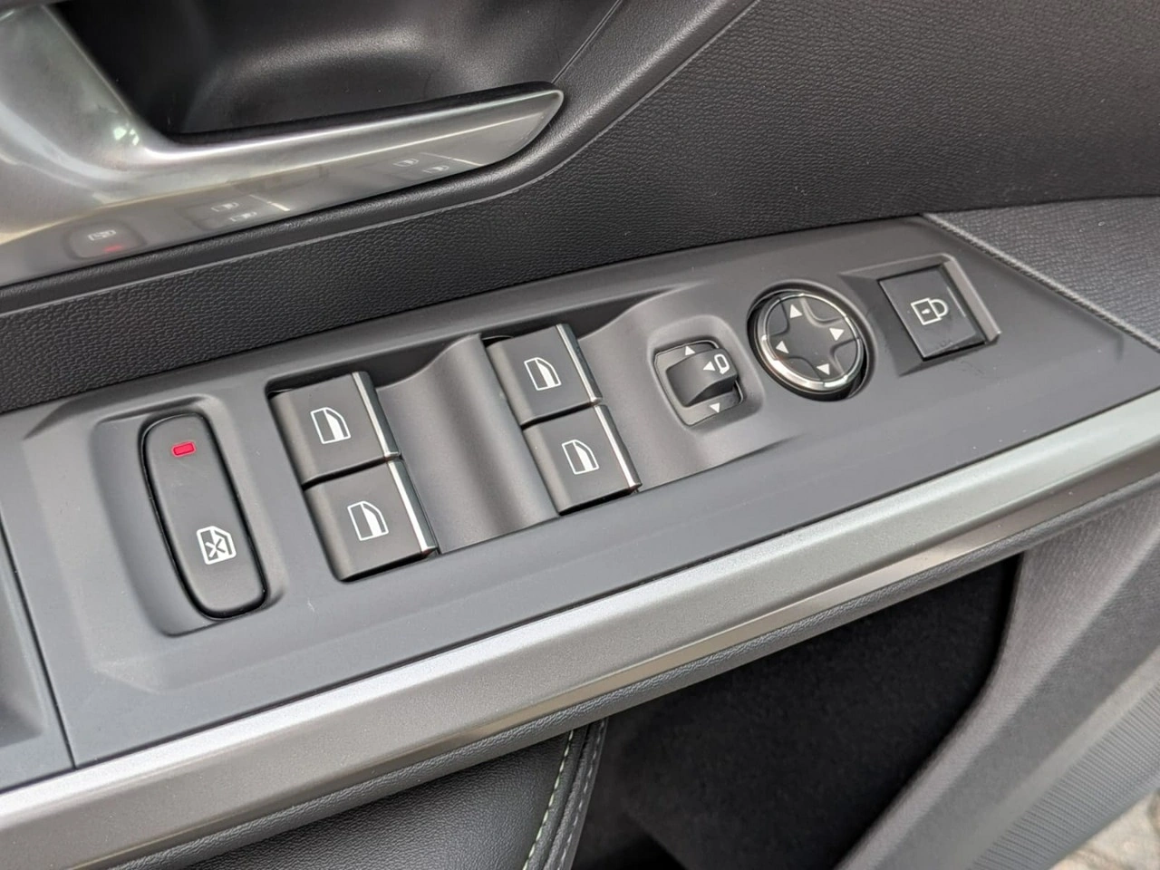 Peugeot 5008 - Zdjęcie 7
