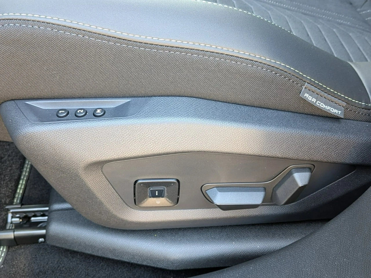 Peugeot 5008 - Zdjęcie 12