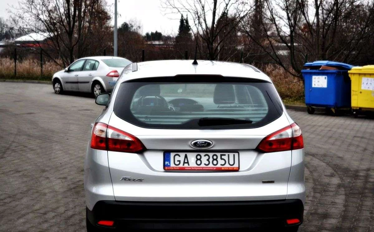 Ford Focus - Zdjęcie 12