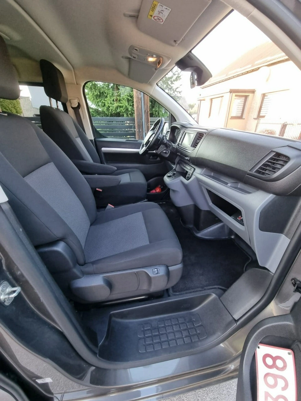 Peugeot Expert - Zdjęcie 11
