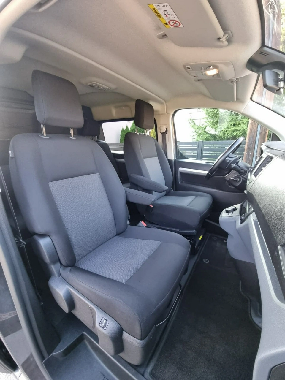 Peugeot Expert - Zdjęcie 12