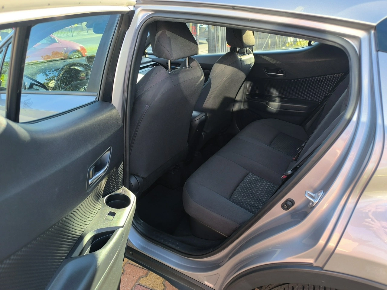 Toyota C-HR - Zdjęcie 20