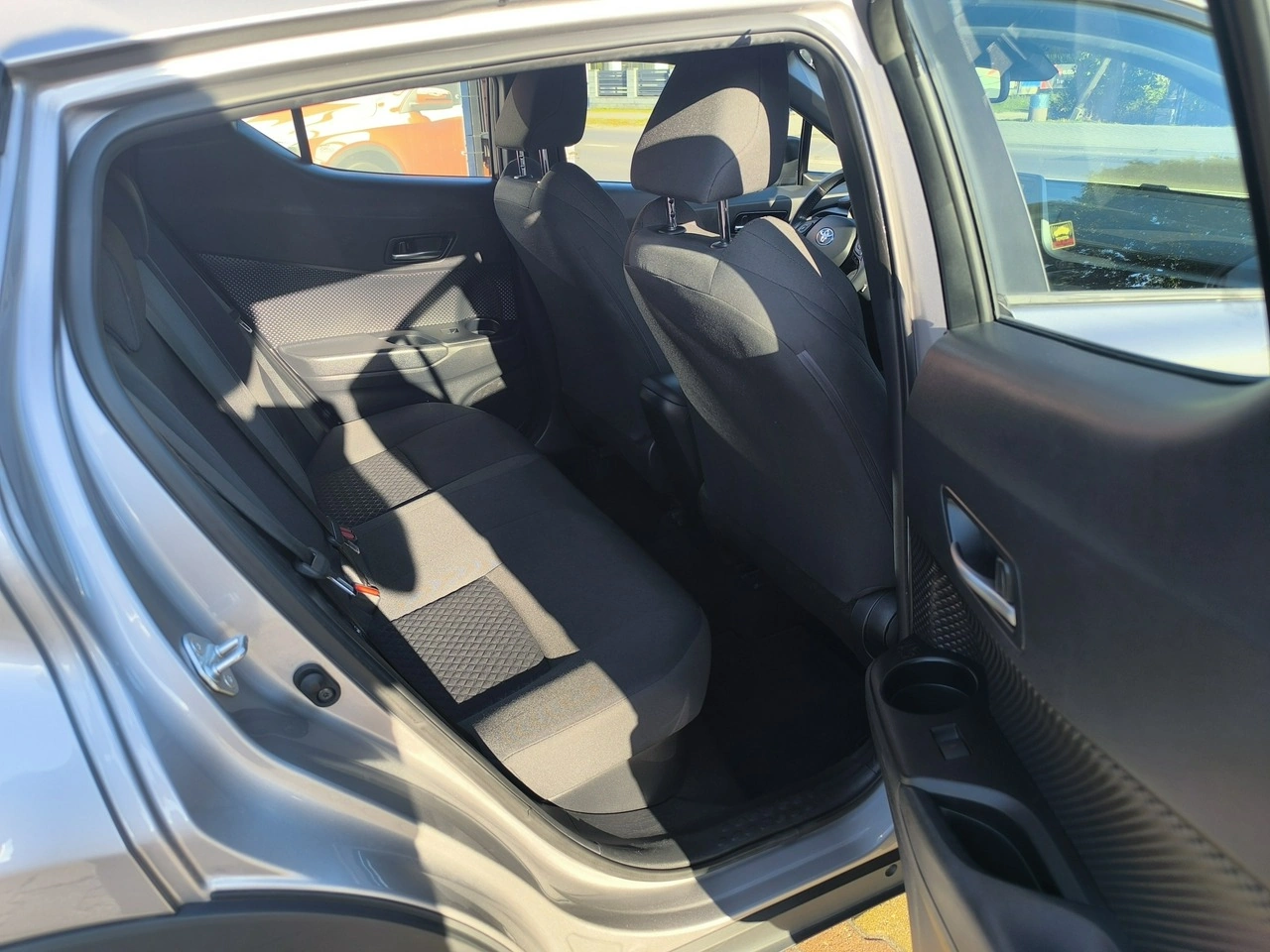 Toyota C-HR - Zdjęcie 27