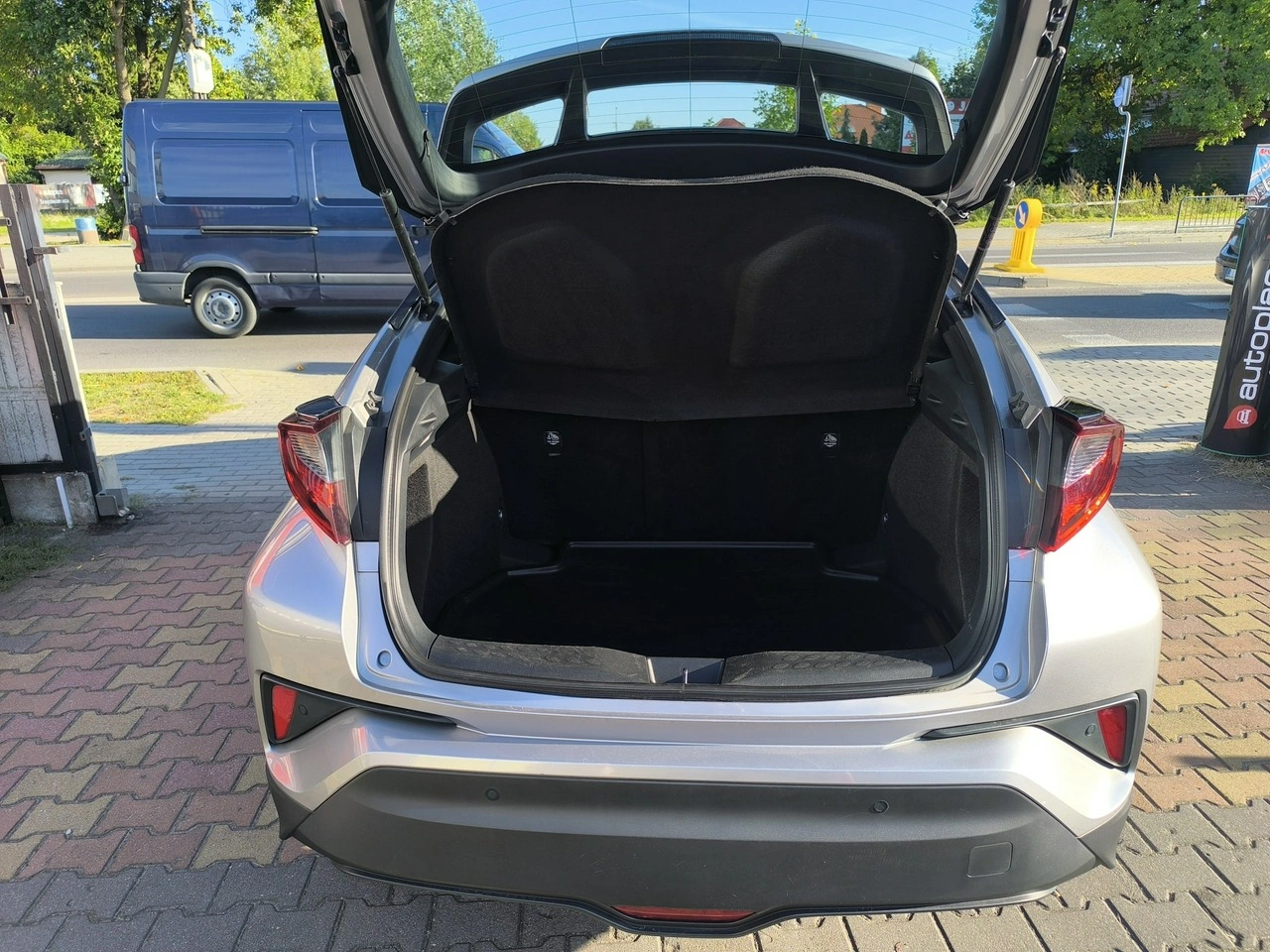 Toyota C-HR - Zdjęcie 28