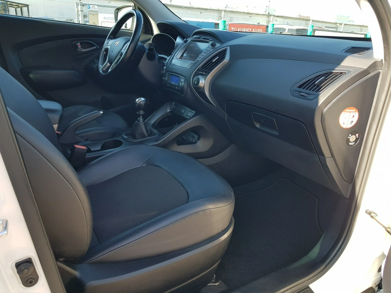 Hyundai ix35 - Zdjęcie 15