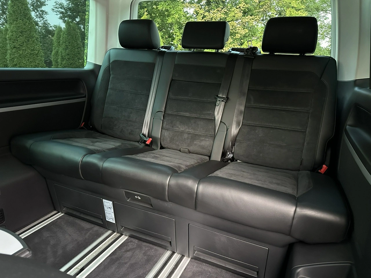 Volkswagen Multivan - Zdjęcie 15