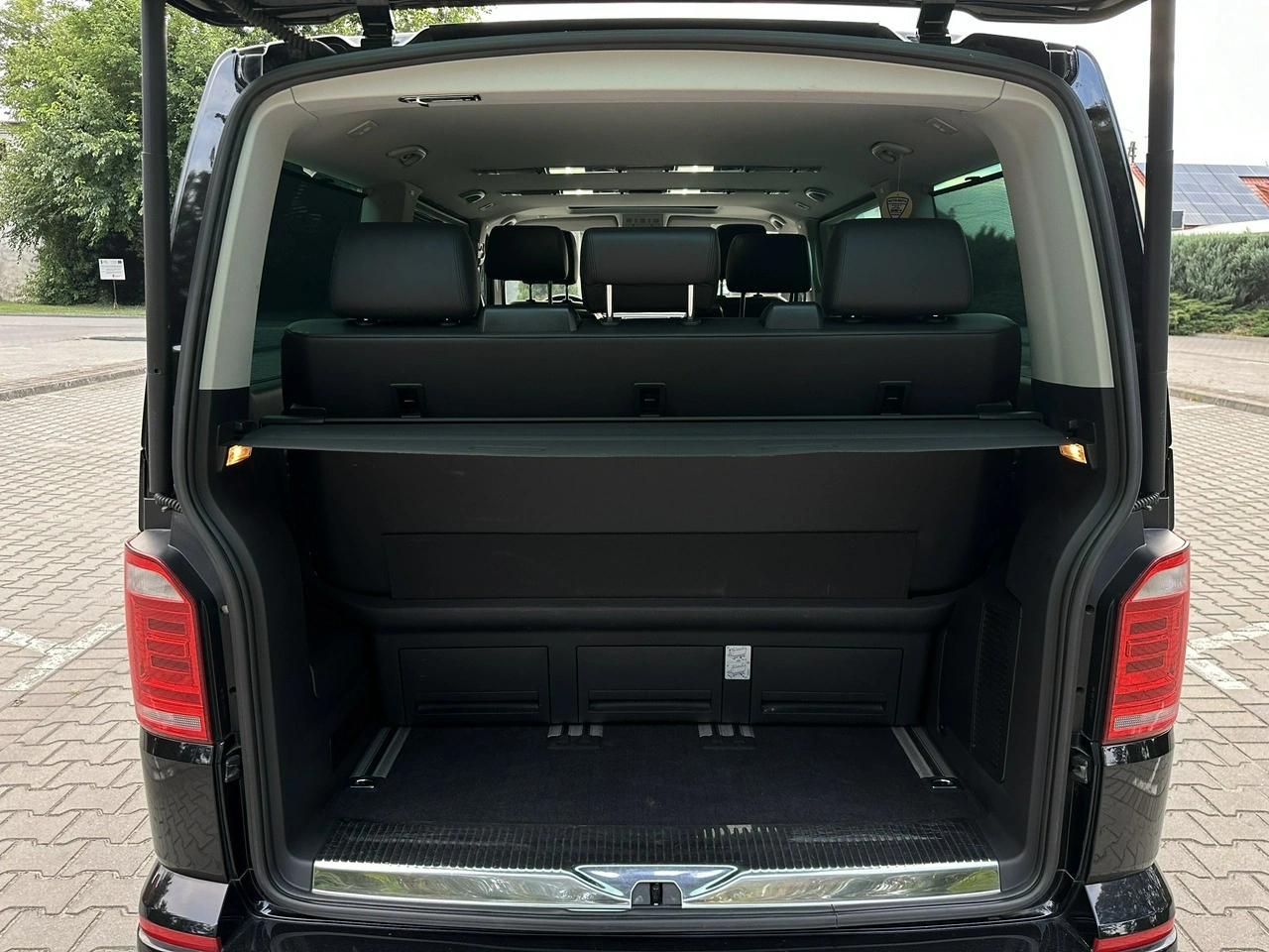 Volkswagen Multivan - Zdjęcie 16