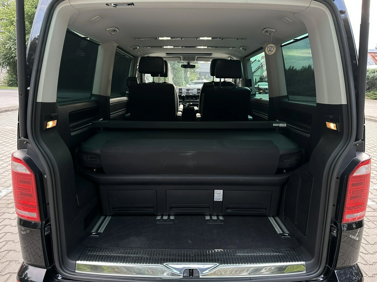 Volkswagen Multivan - Zdjęcie 17