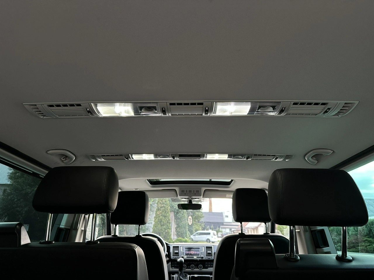 Volkswagen Multivan - Zdjęcie 19