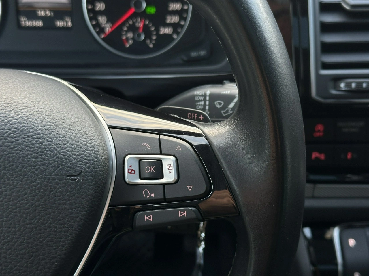 Volkswagen Multivan - Zdjęcie 48
