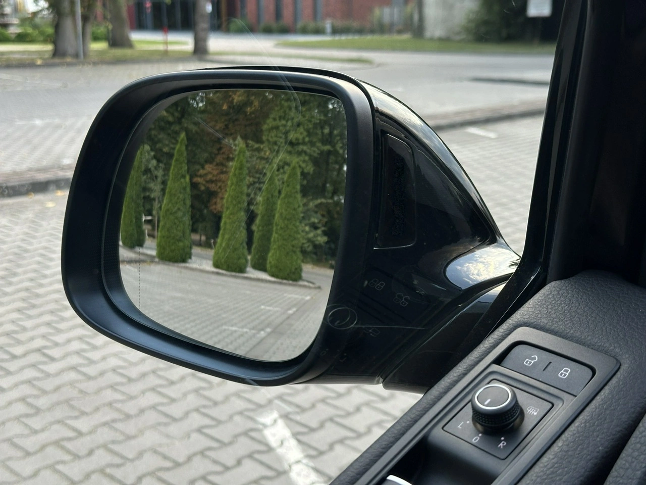 Volkswagen Multivan - Zdjęcie 49