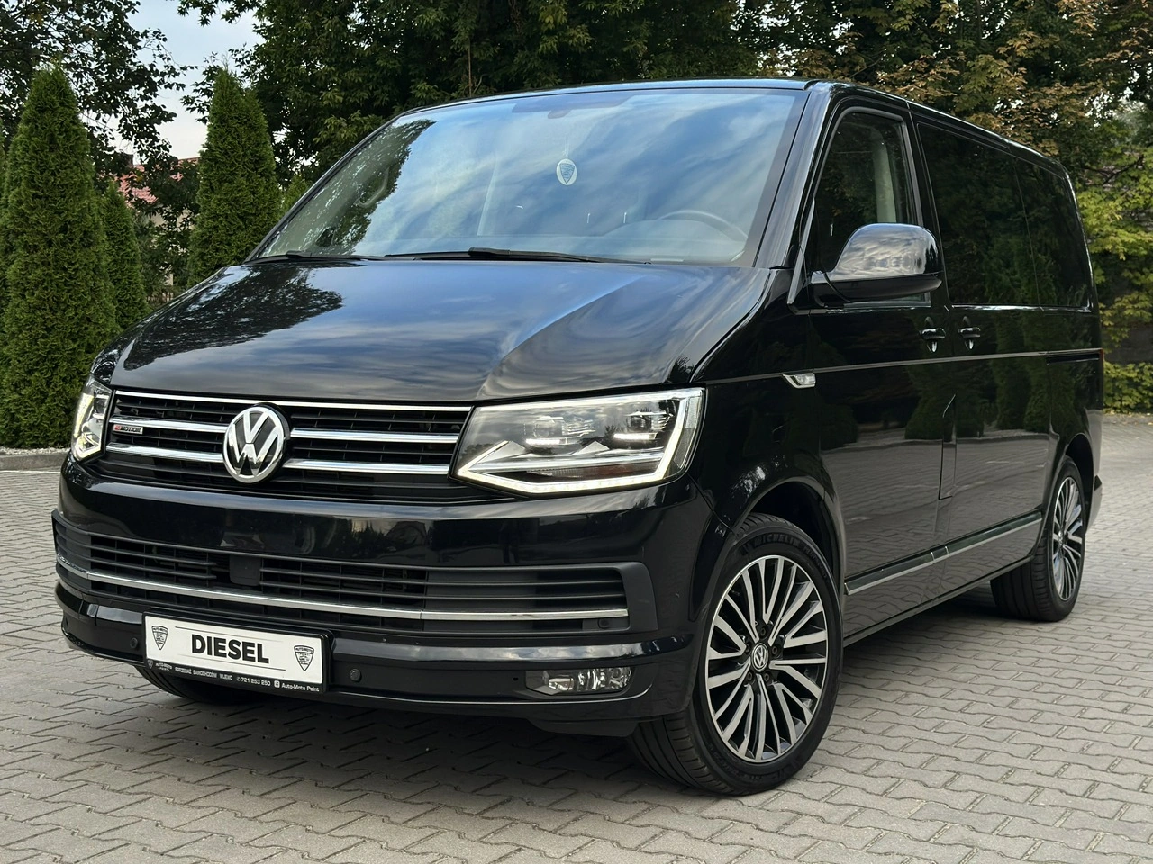 Volkswagen Multivan - Główne zdjęcie