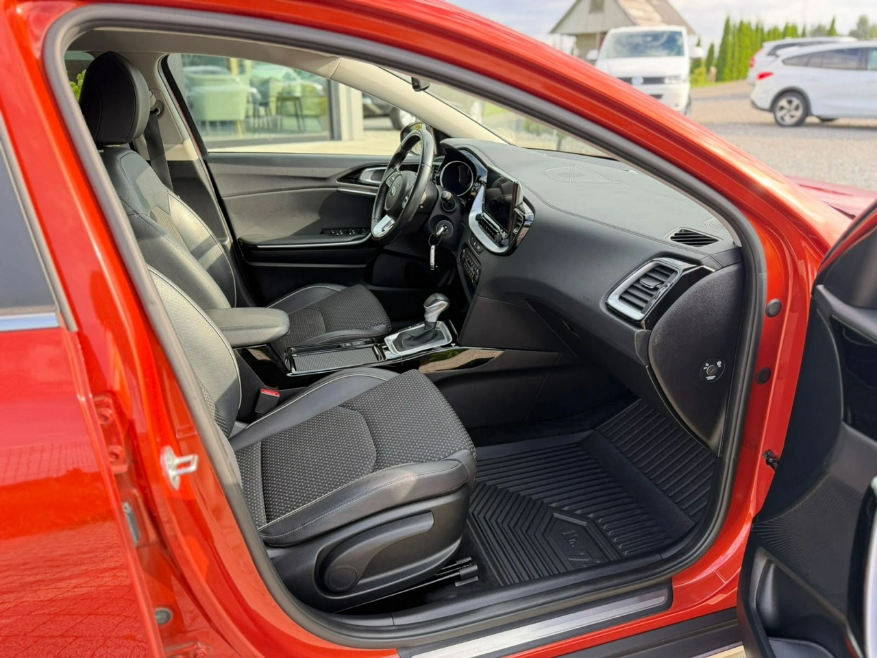 Kia XCeed - Zdjęcie 16