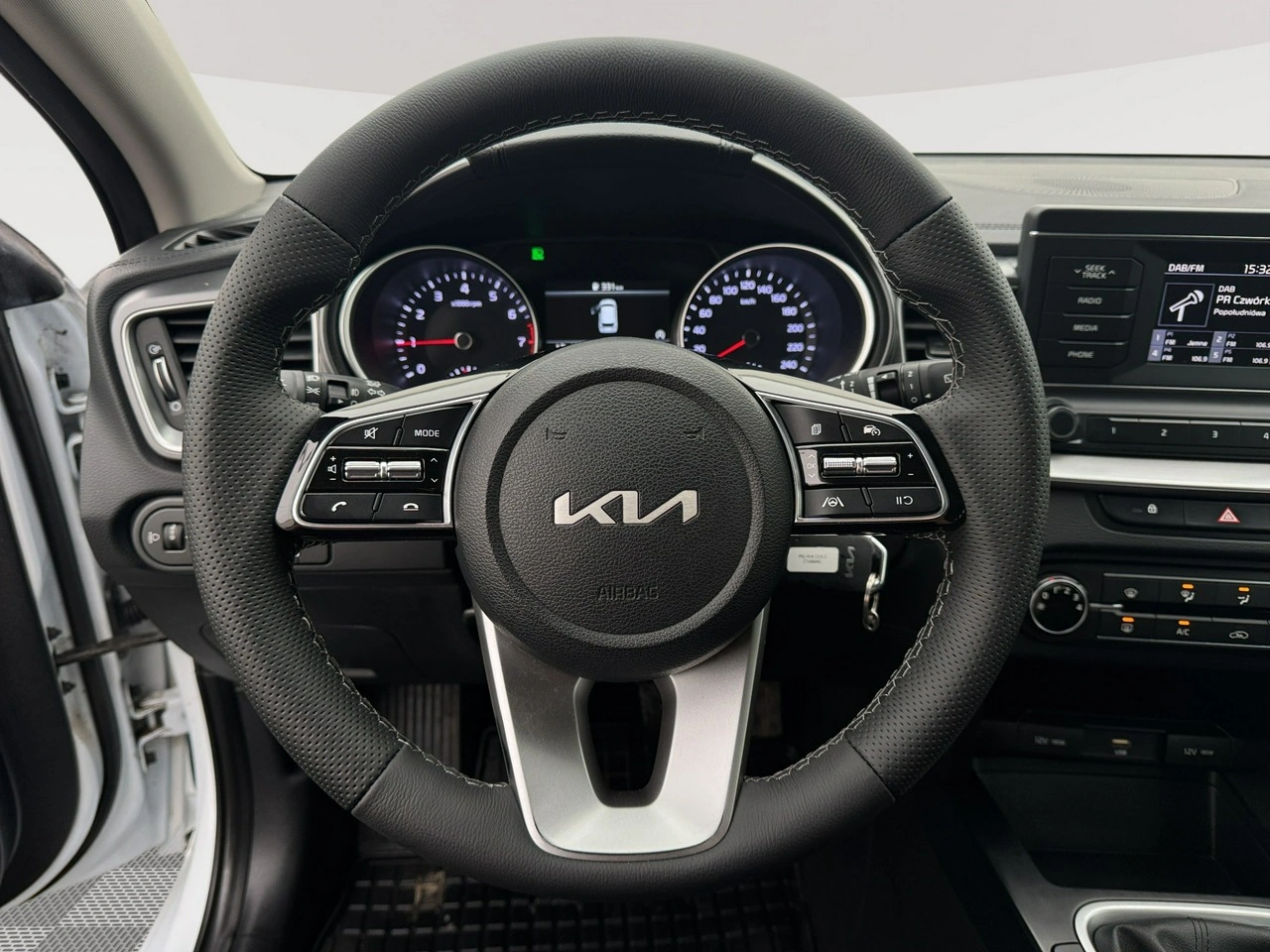 Kia Ceed - Zdjęcie 12