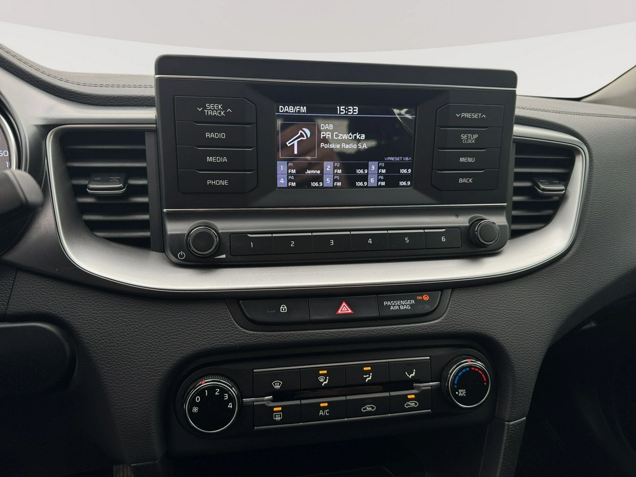 Kia Ceed - Zdjęcie 15