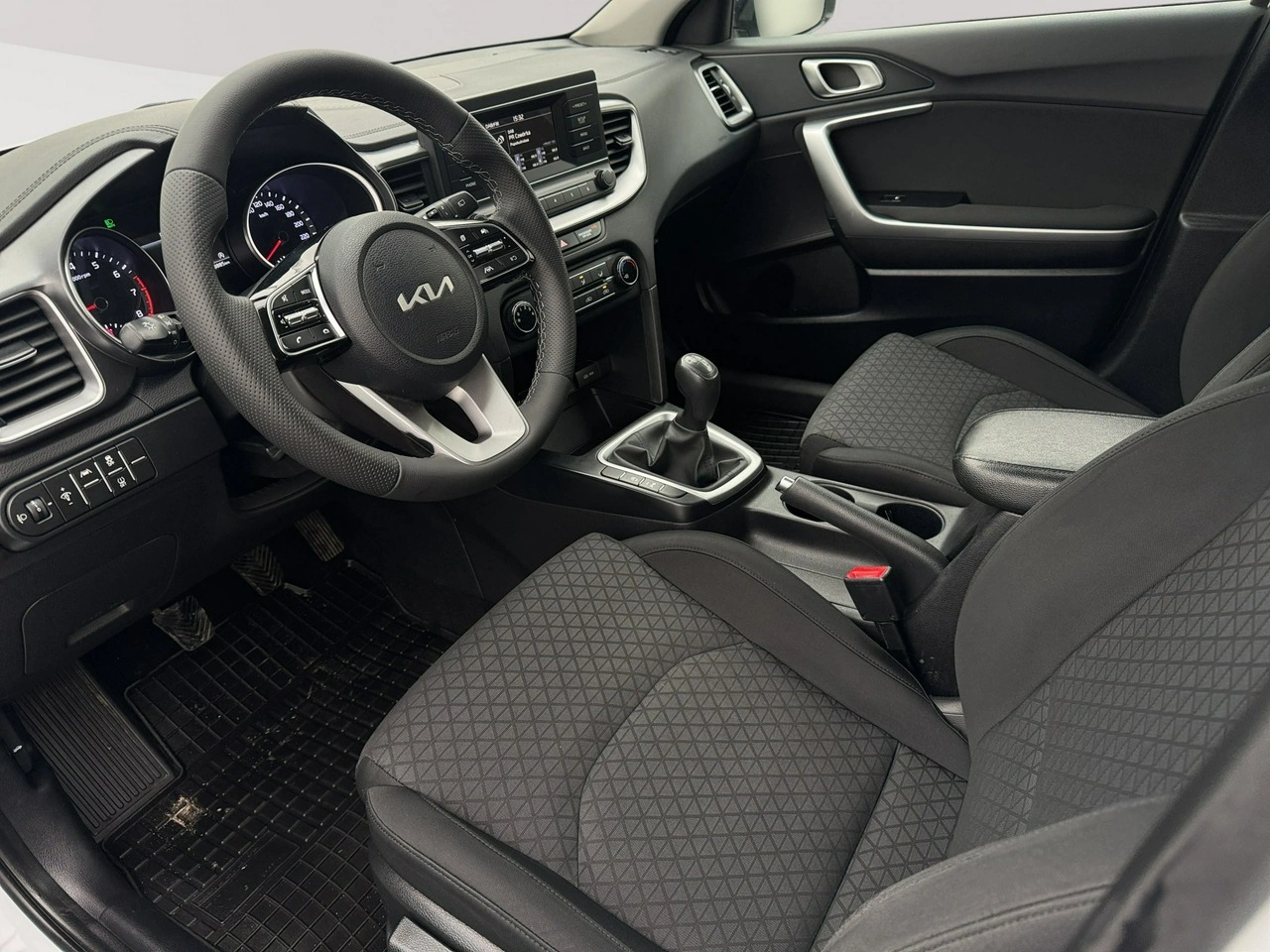 Kia Ceed - Zdjęcie 6
