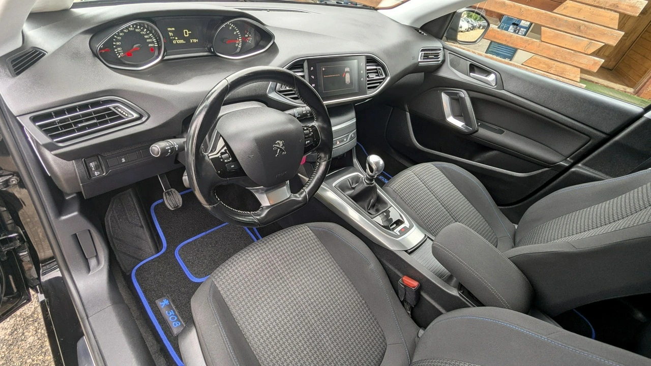 Peugeot 308 SW - Zdjęcie 16