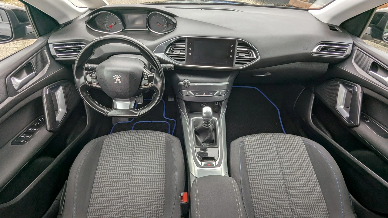 Peugeot 308 SW - Zdjęcie 22