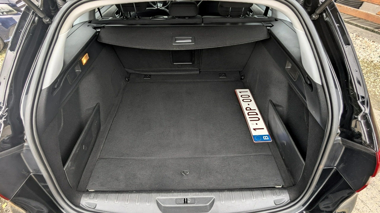 Peugeot 308 SW - Zdjęcie 34