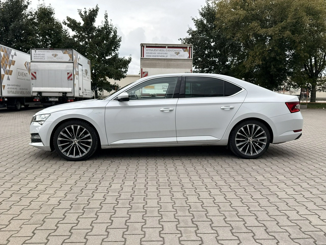 Skoda Superb - Zdjęcie 1