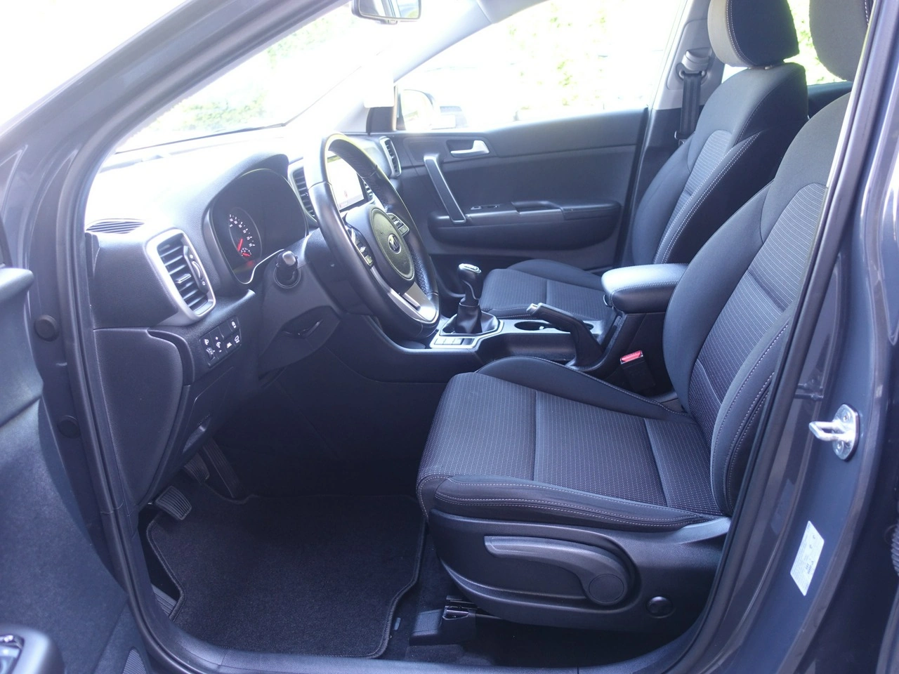 Kia Sportage - Zdjęcie 9
