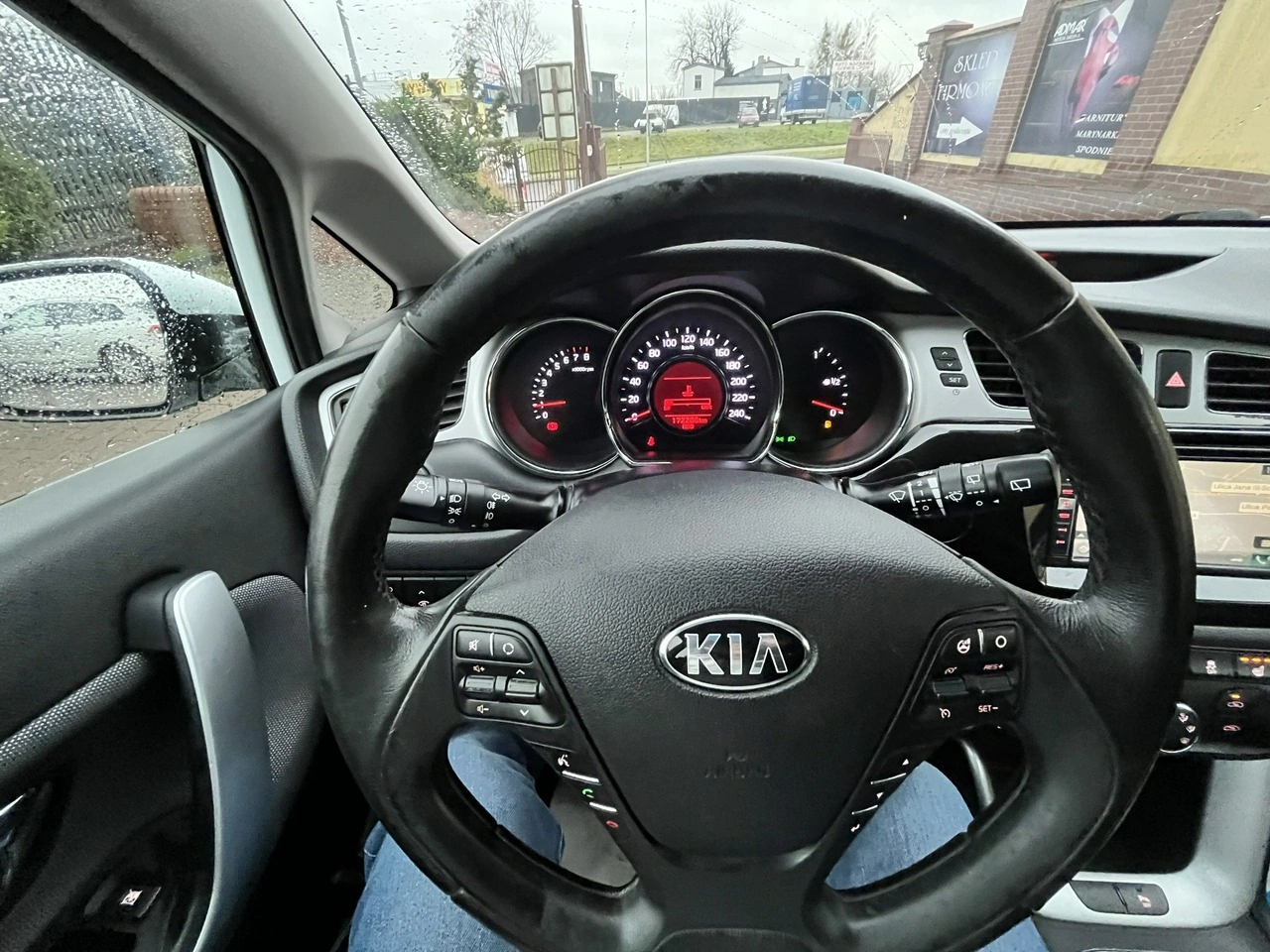 Kia Ceed - Zdjęcie 11