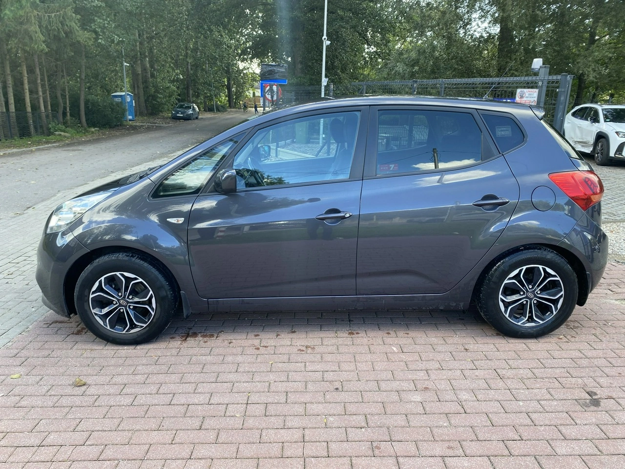 Kia Venga - Zdjęcie 1