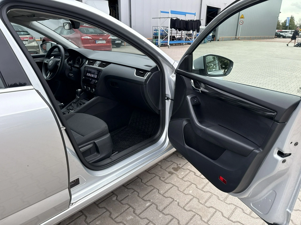 Skoda Octavia - Zdjęcie 18