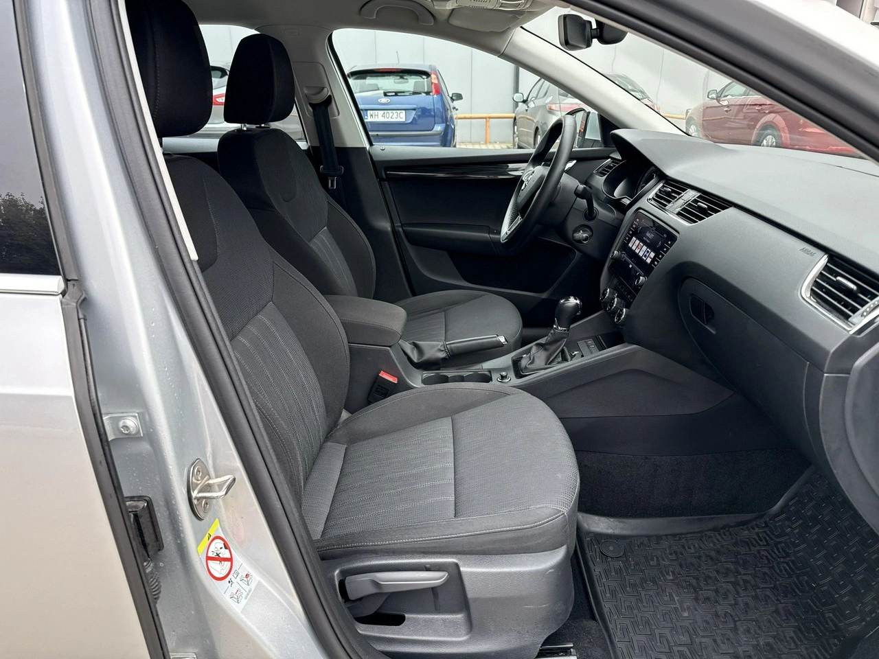 Skoda Octavia - Zdjęcie 19