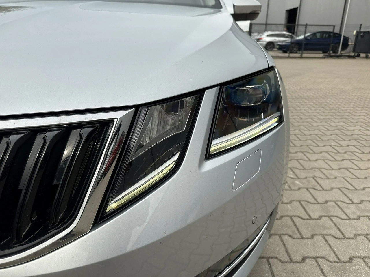 Skoda Octavia - Zdjęcie 8