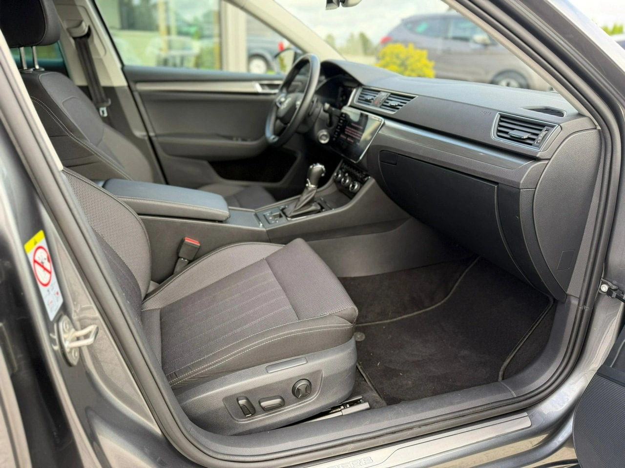 Skoda Superb - Zdjęcie 15