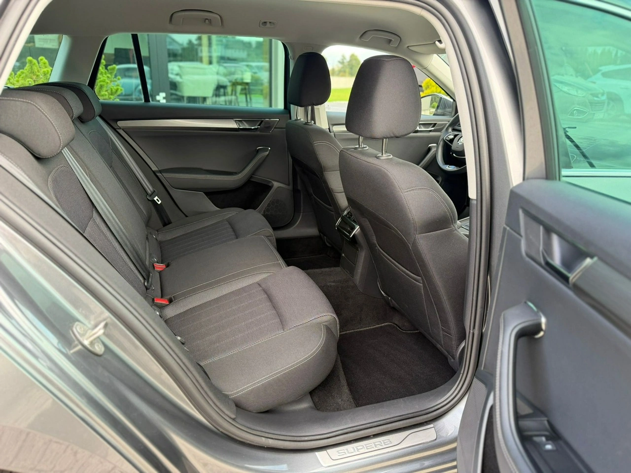 Skoda Superb - Zdjęcie 16