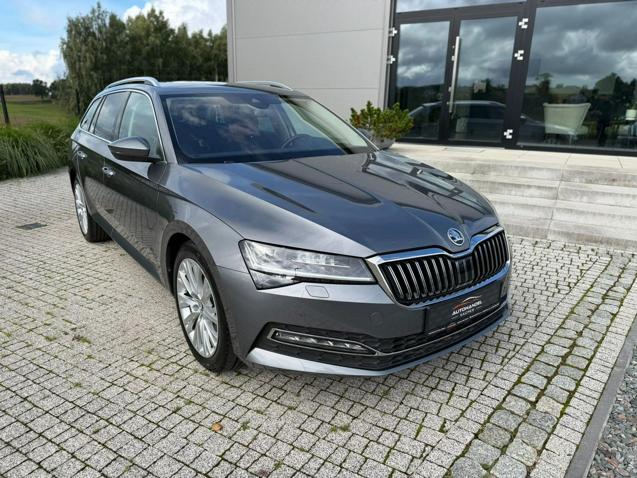 Skoda Superb - Zdjęcie 2