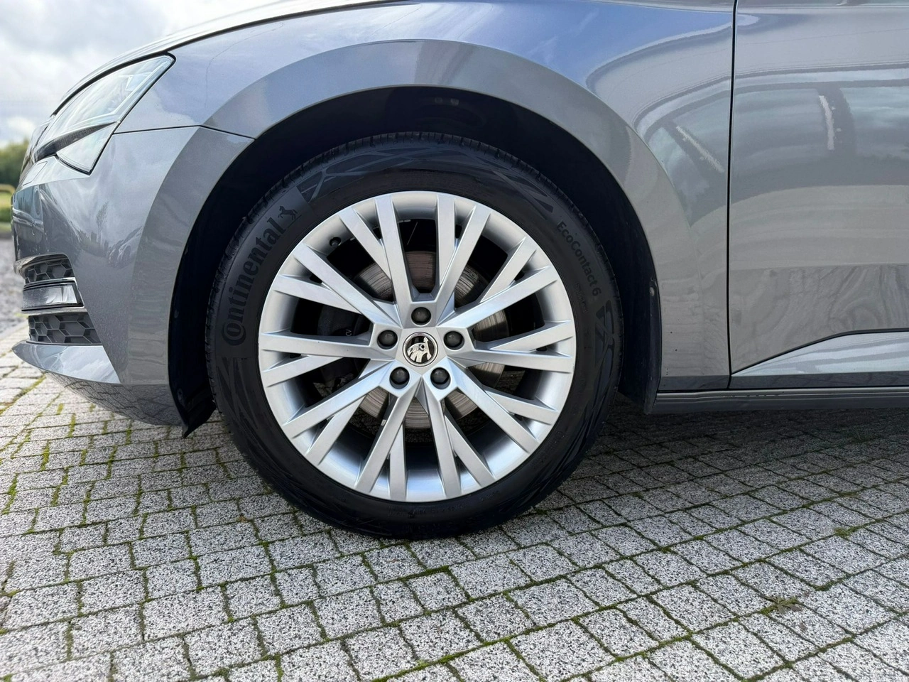 Skoda Superb - Zdjęcie 8