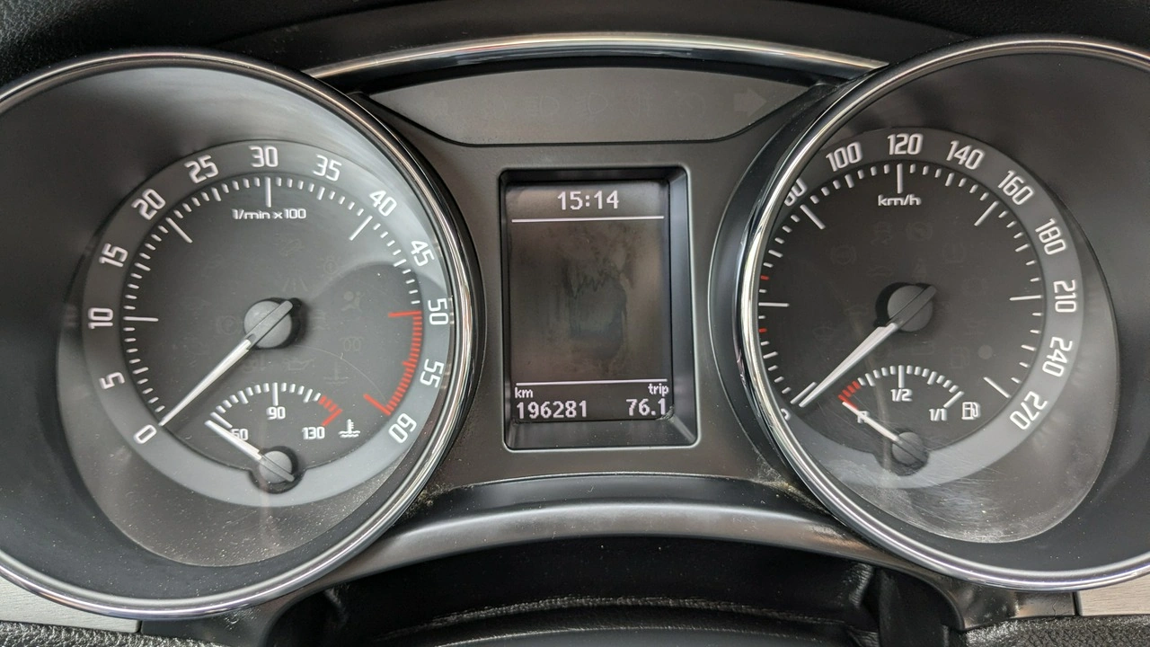 Skoda Superb - Zdjęcie 23