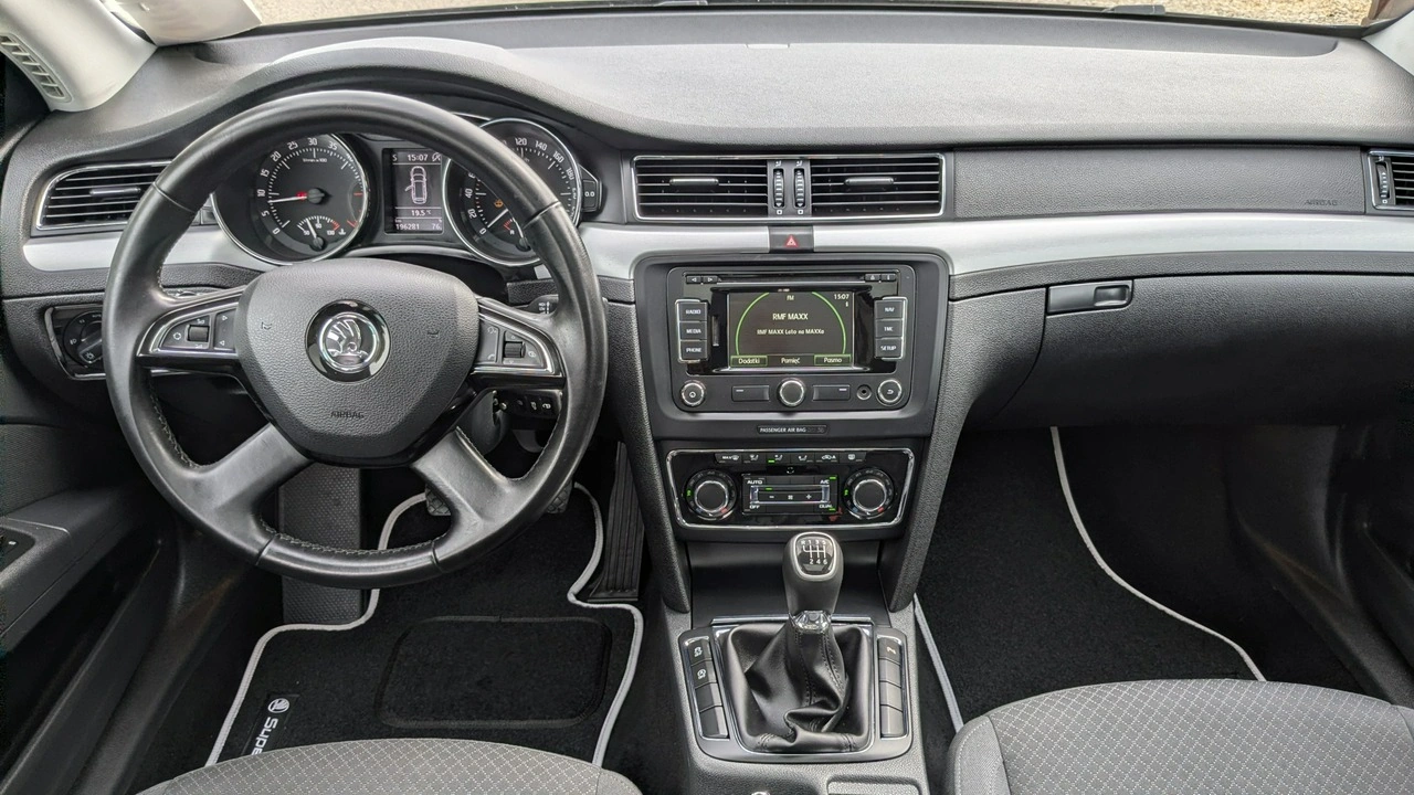 Skoda Superb - Zdjęcie 26