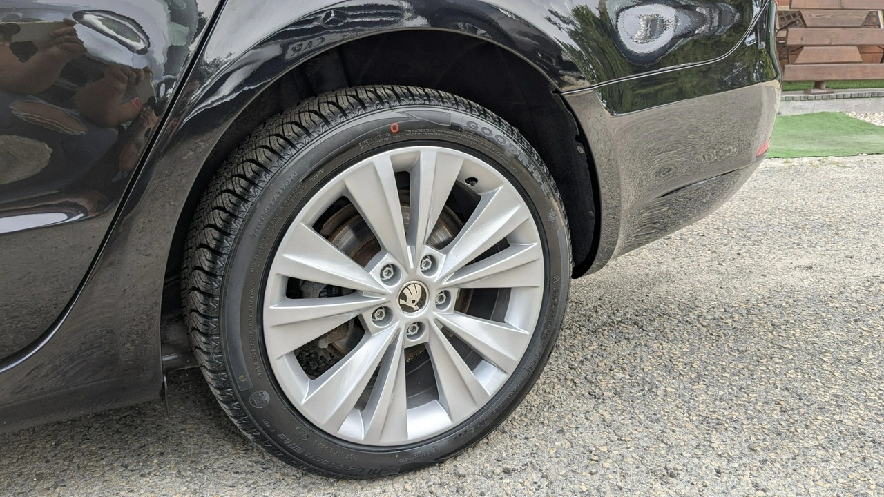 Skoda Superb - Zdjęcie 40