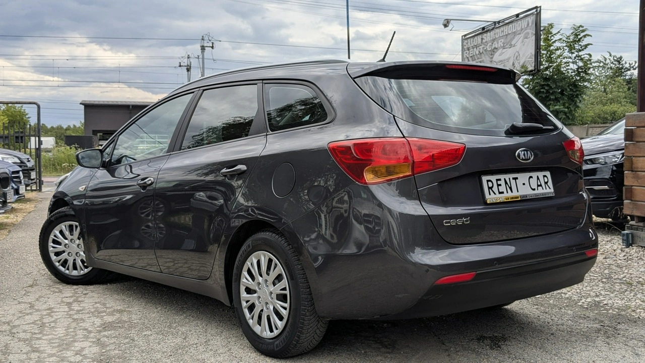 Kia Ceed - Zdjęcie 15