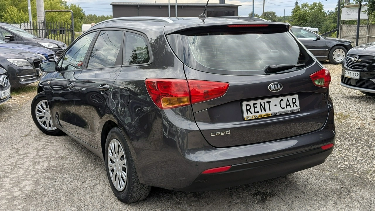 Kia Ceed - Zdjęcie 18