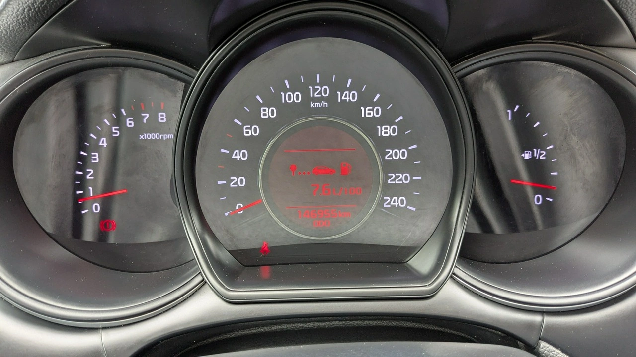 Kia Ceed - Zdjęcie 22
