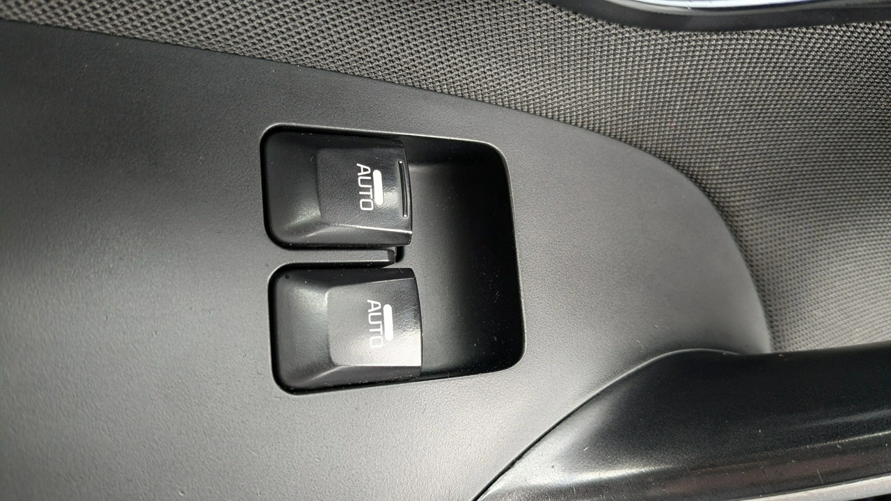 Kia Ceed - Zdjęcie 30