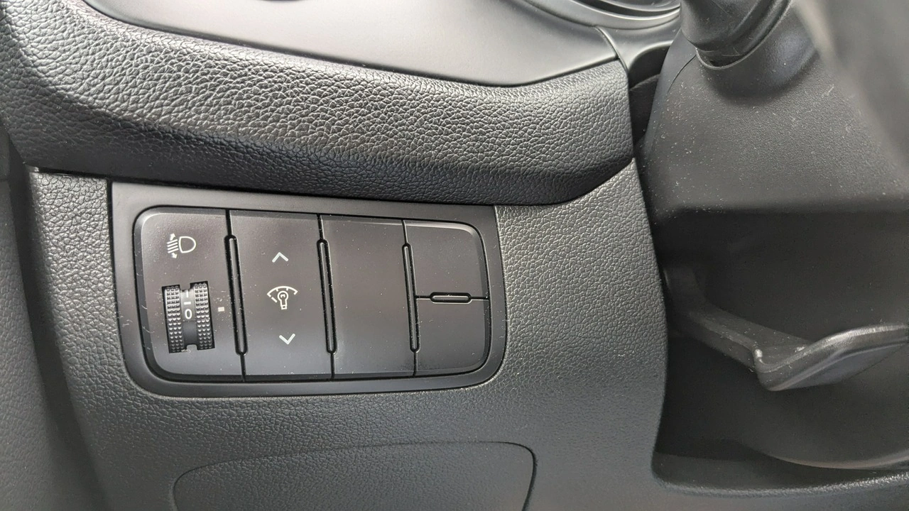 Kia Ceed - Zdjęcie 31