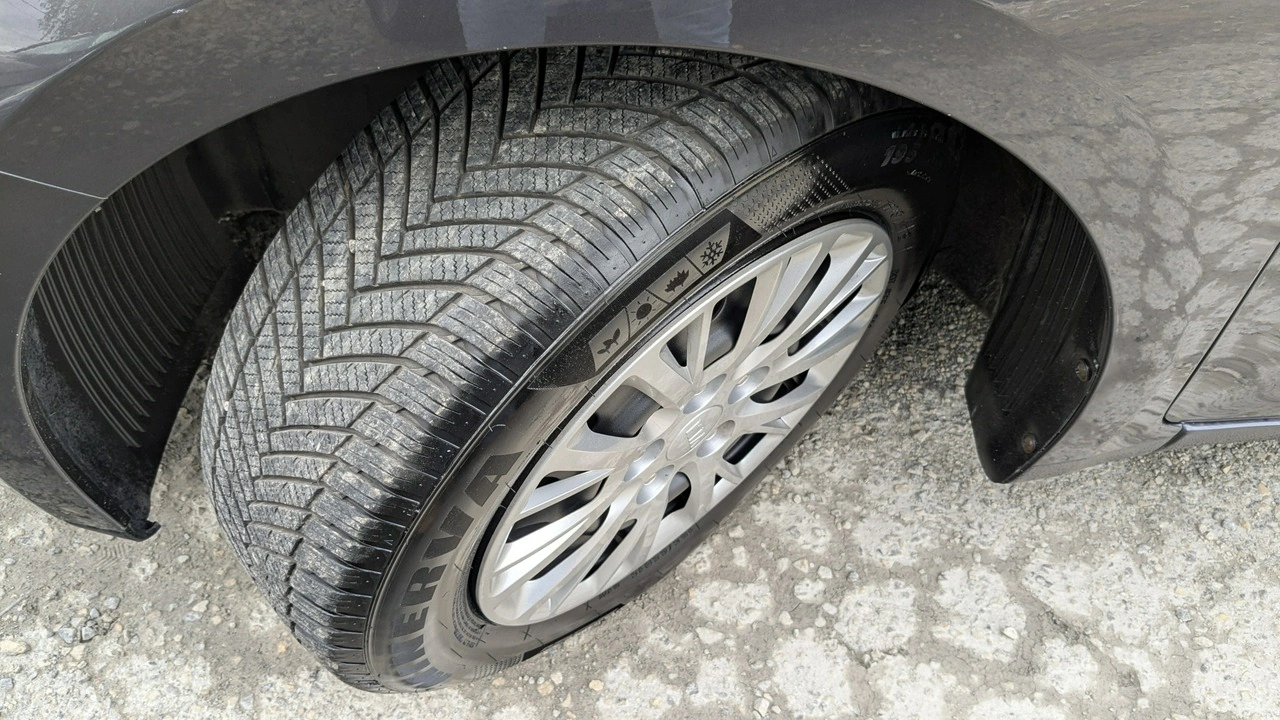 Kia Ceed - Zdjęcie 38