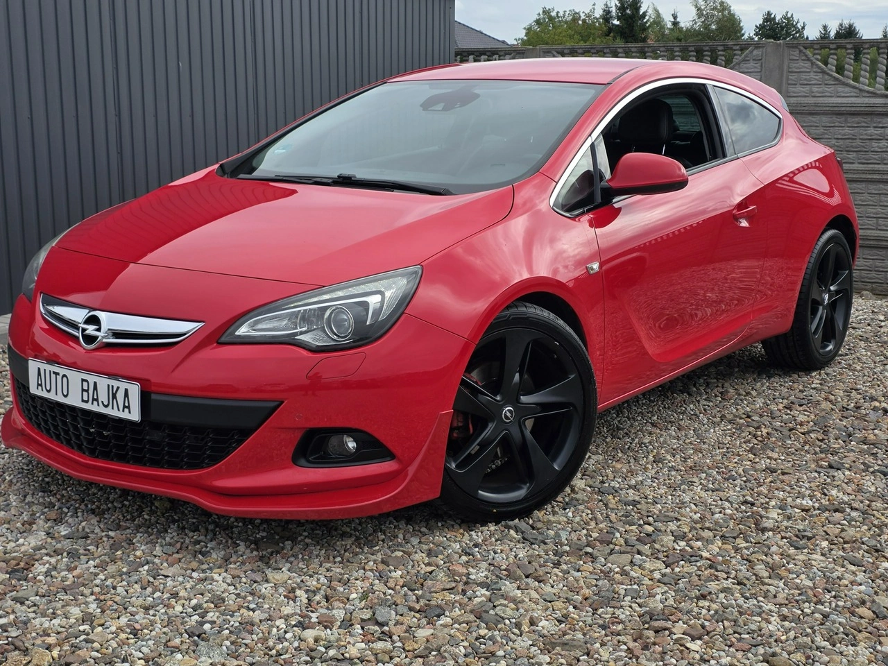 Opel Astra GTC - Zdjęcie 30