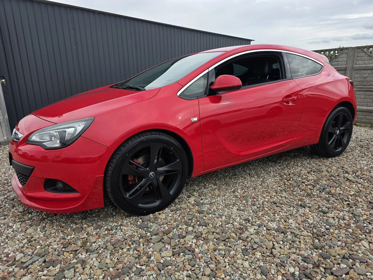 Opel Astra GTC - Zdjęcie 3