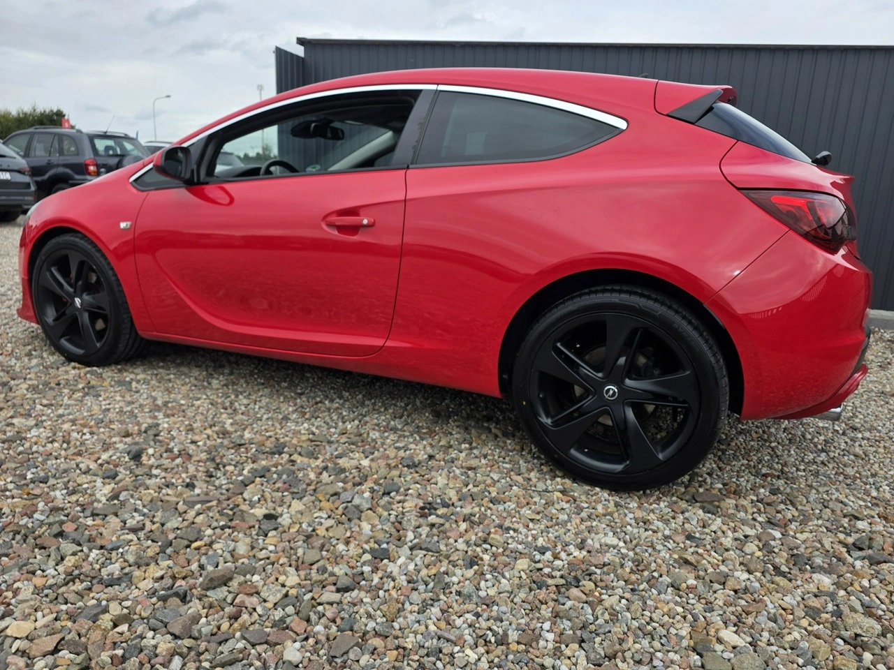 Opel Astra GTC - Zdjęcie 8