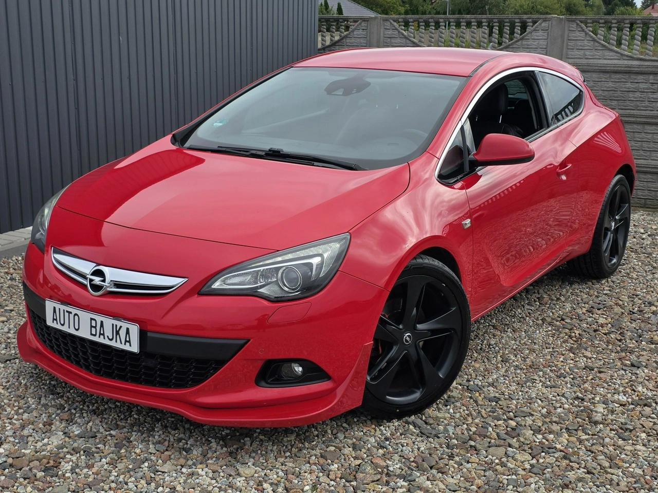Opel Astra GTC - Główne zdjęcie