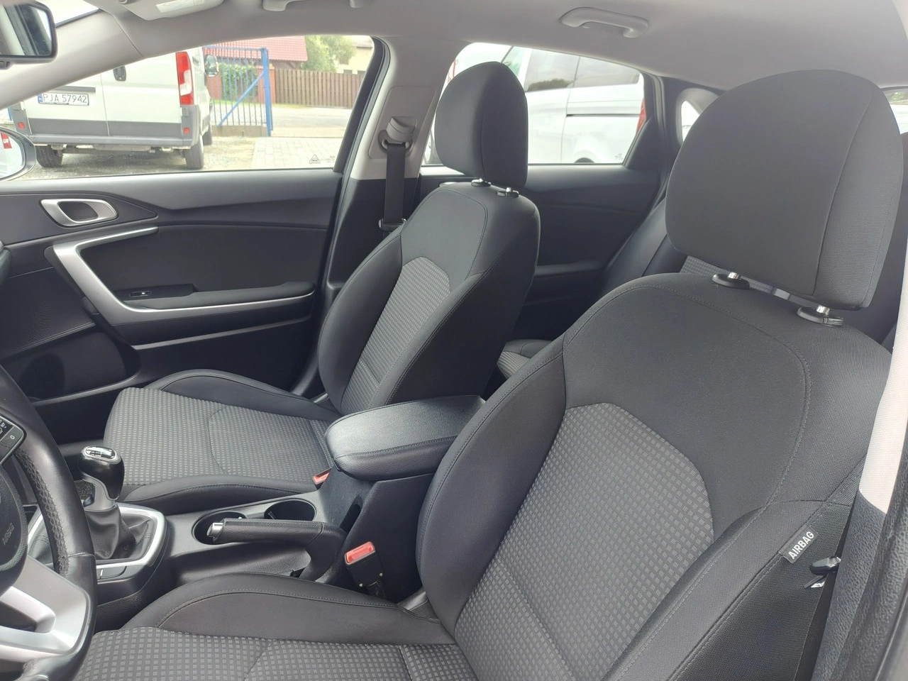 Kia Ceed - Zdjęcie 15