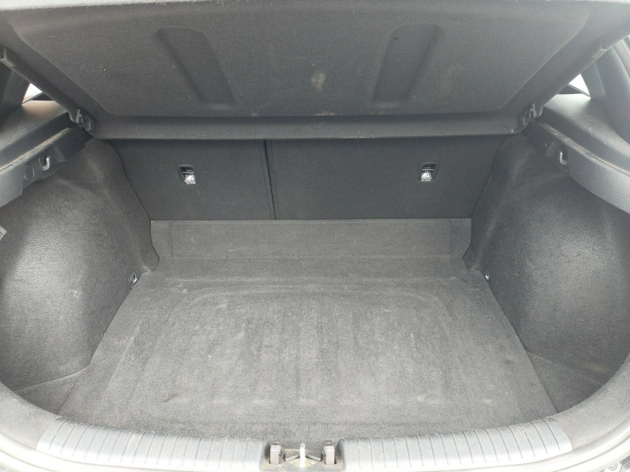 Kia Ceed - Zdjęcie 30