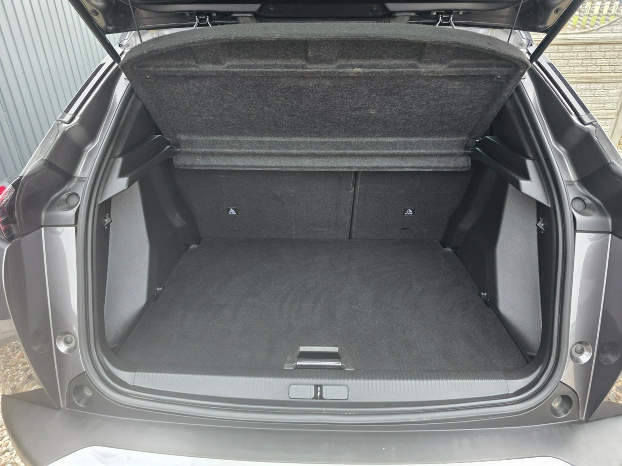 Peugeot 2008 - Zdjęcie 16